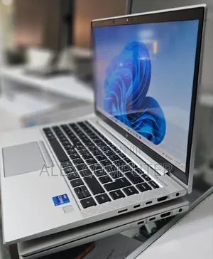 New Laptop HP EliteBook 840 G8 16GB Intel Core I7 SSD 512GB