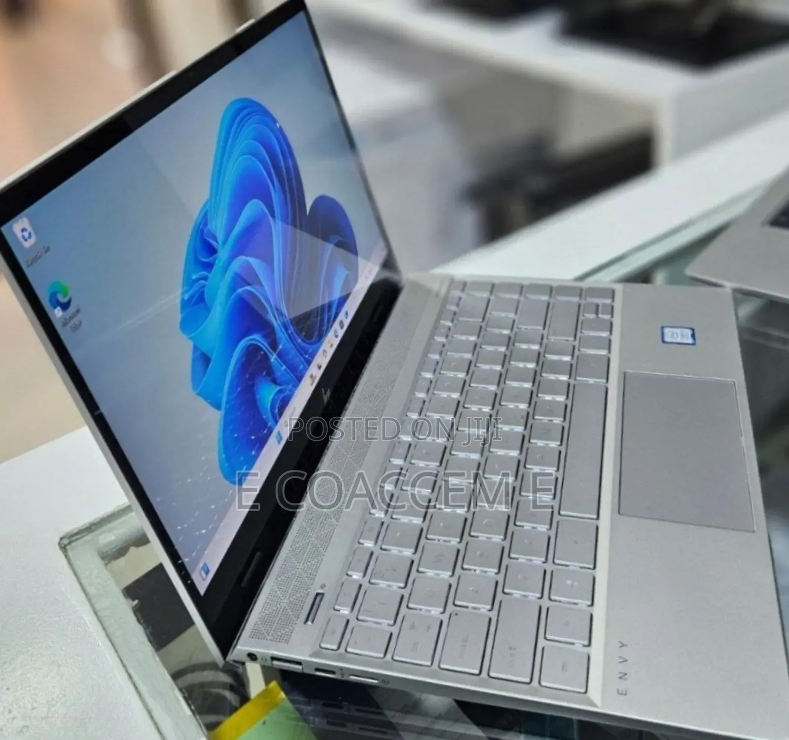 New Laptop HP 4GB Intel Core I5 SSD 256GB