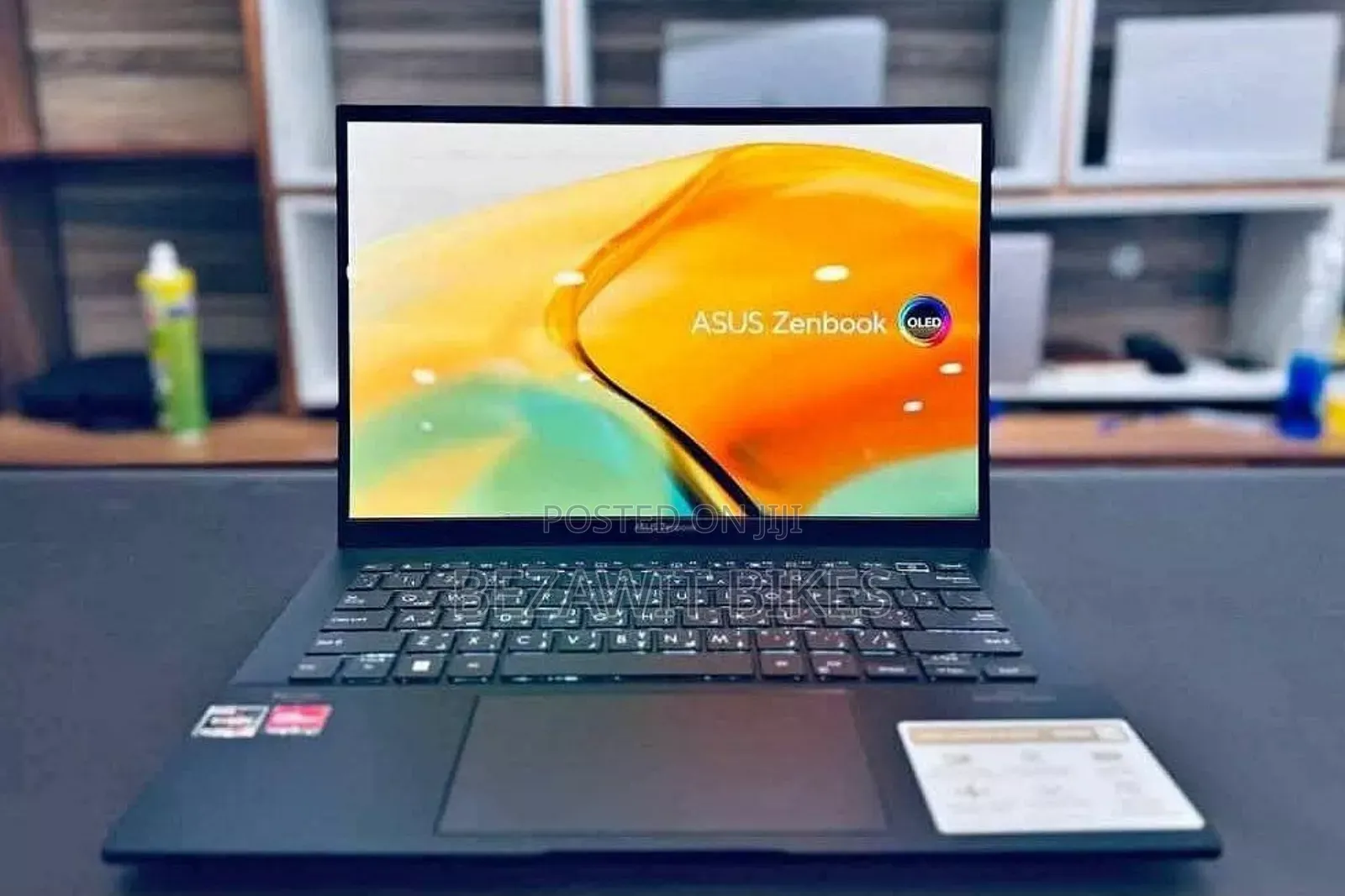 New Laptop Asus 8GB AMD Ryzen 5 SSD 512GB