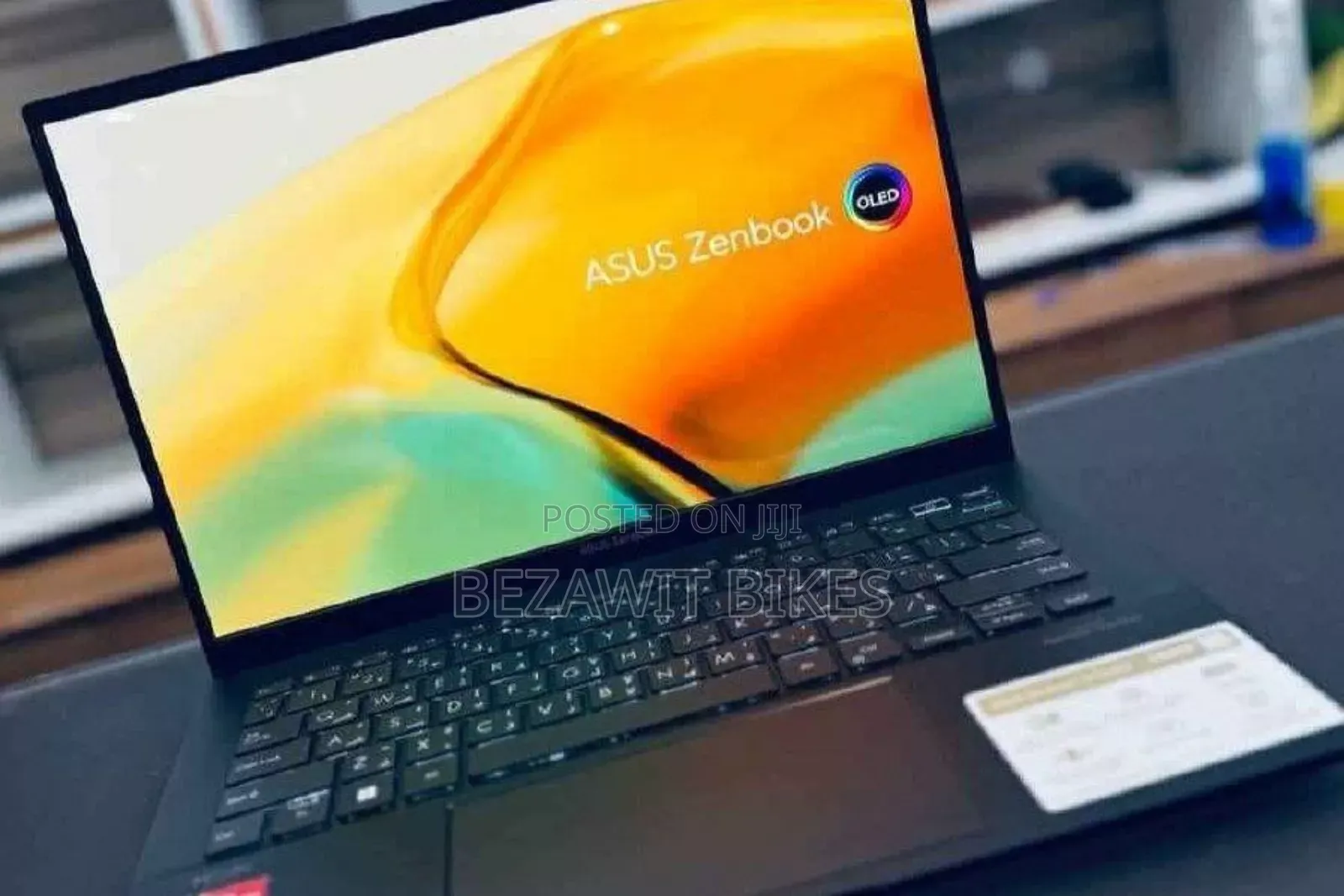 New Laptop Asus 8GB AMD Ryzen 5 SSD 512GB