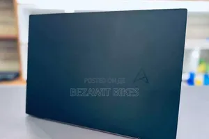 New Laptop Asus 8GB AMD Ryzen 5 SSD 512GB