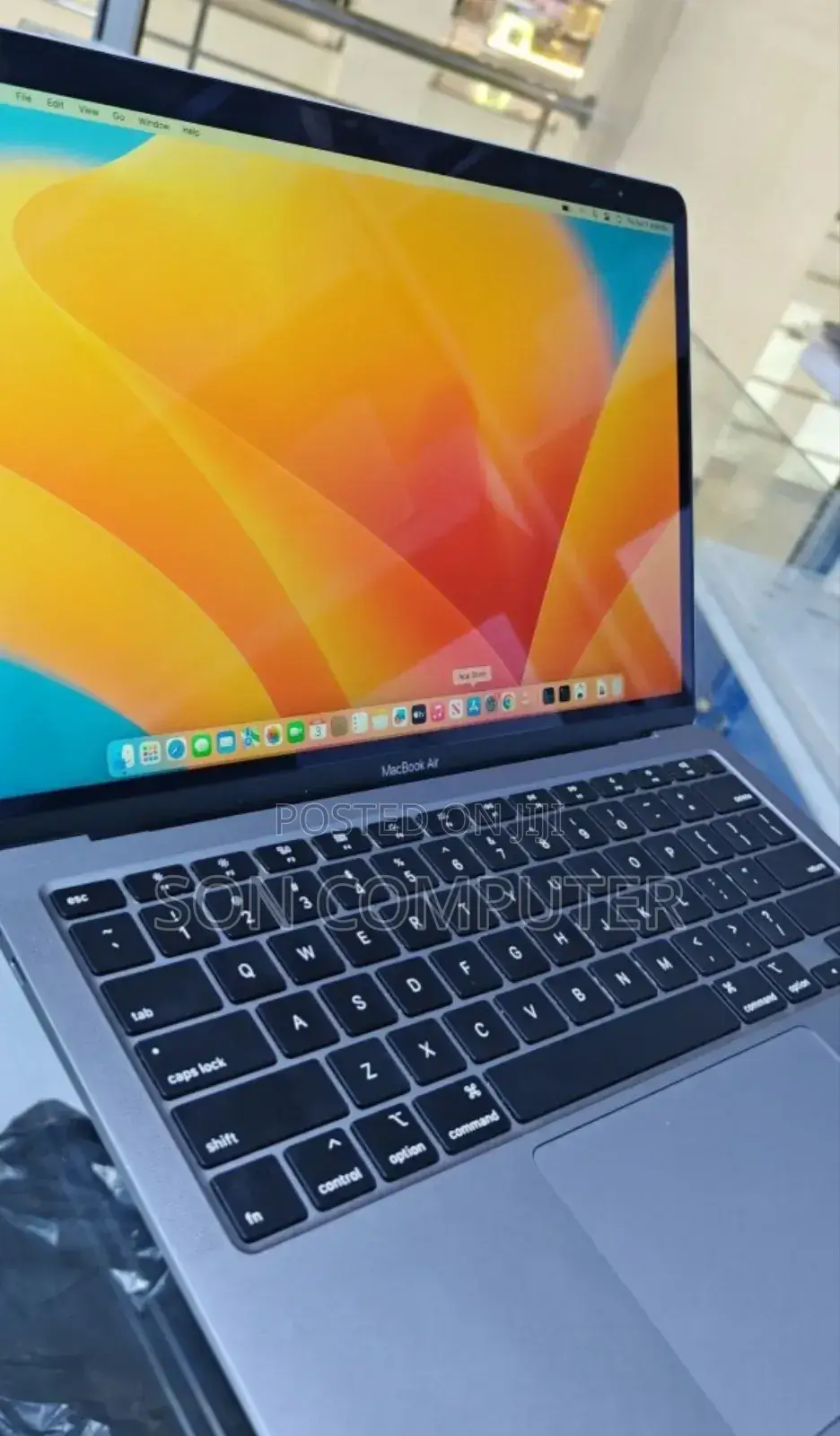 New Laptop Apple MacBook Air 2020 M1 8GB Intel Core I5 SSD 256GB