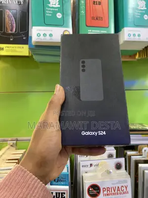 Photo - New Samsung Galaxy S24 256 GB Black