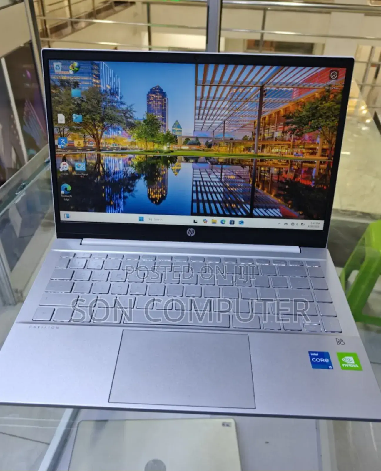 New Laptop HP Pavilion 15 8GB Intel Core I5 SSD 512GB