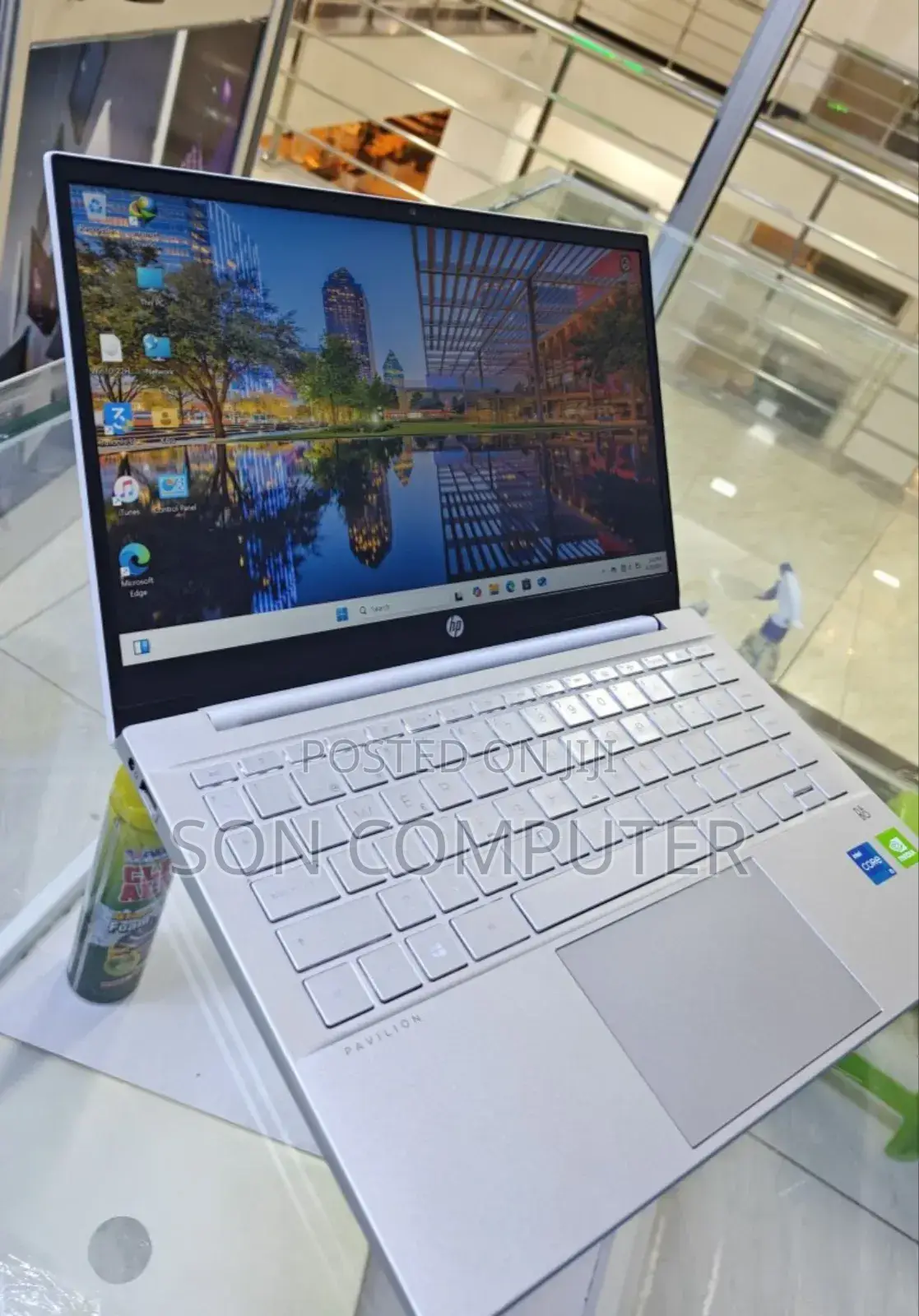 New Laptop HP Pavilion 15 8GB Intel Core I5 SSD 512GB