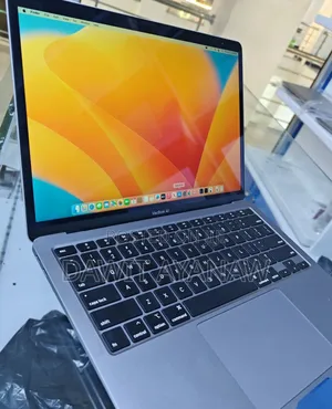New Laptop Apple MacBook Air 2020 8GB Intel Core I5 SSD 256GB