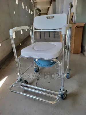 Photo - Wheeled Toilet Chair፫乃disabled Mobile Shower Seat 噢ቸchair