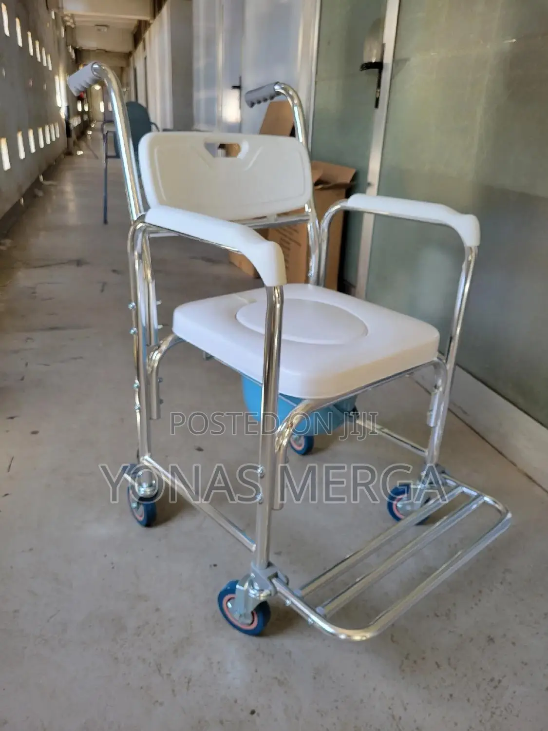 Commodes for Elder,Chair፷貿bucket Can Be Removed in Two Ways