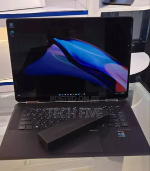 Photo - New Laptop HP Spectre 16GB Intel Core I7 SSD 1T