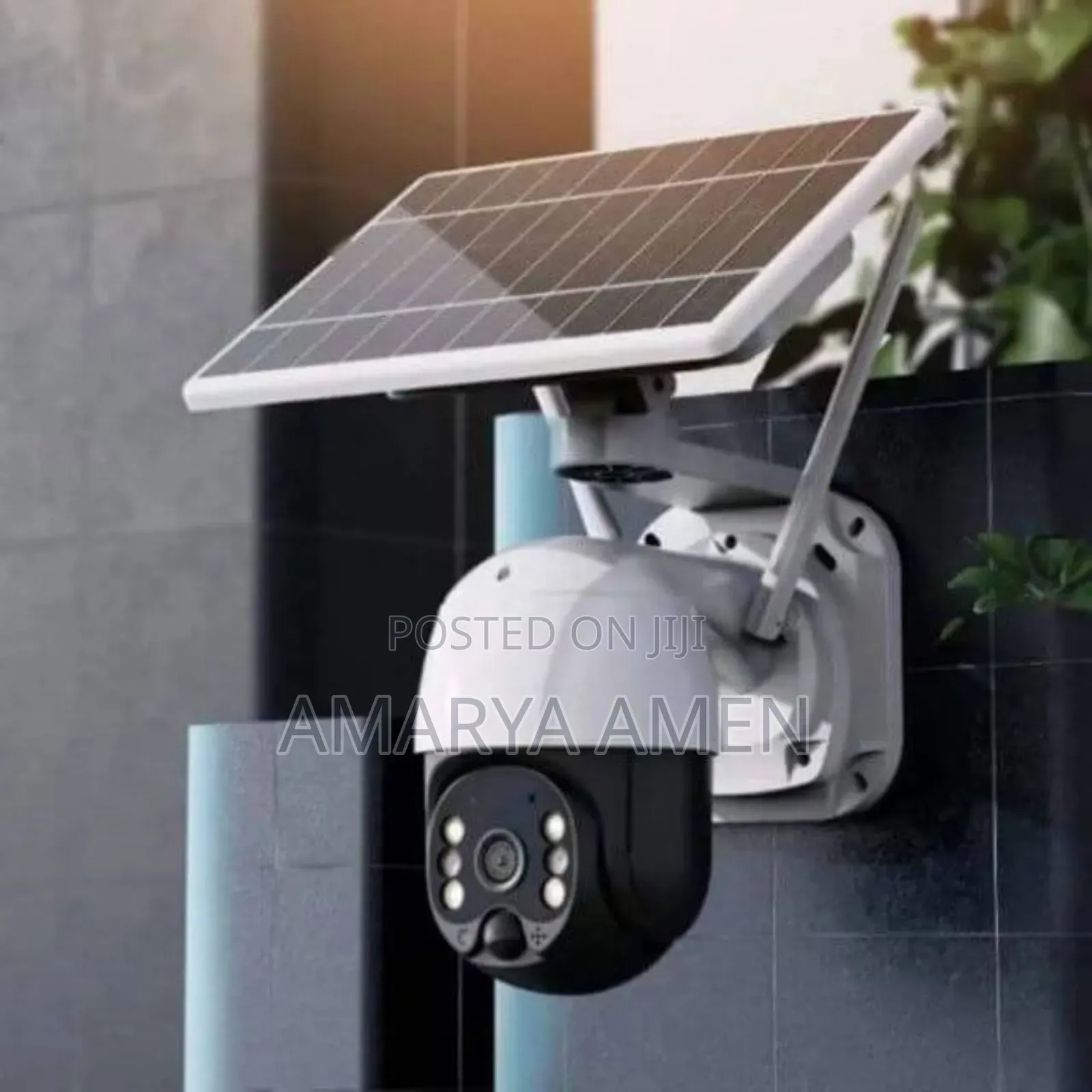 Rechargeable 4g /Wifi Camera With Solar Panel