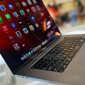 New Laptop Apple MacBook Pro 2019 16GB Intel Core i7 SSD 1T