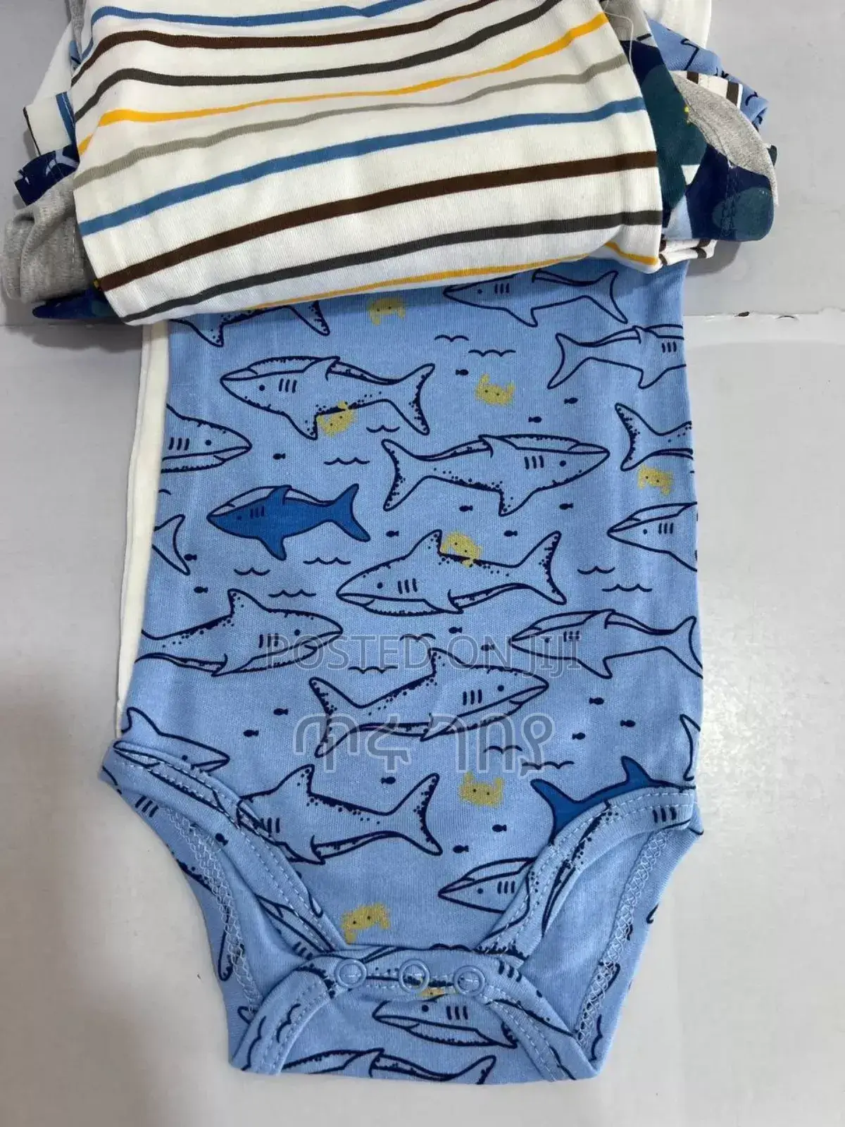 5 ፍሬ እጅጌ ጉርድ የዳይፐር ቲሸርት