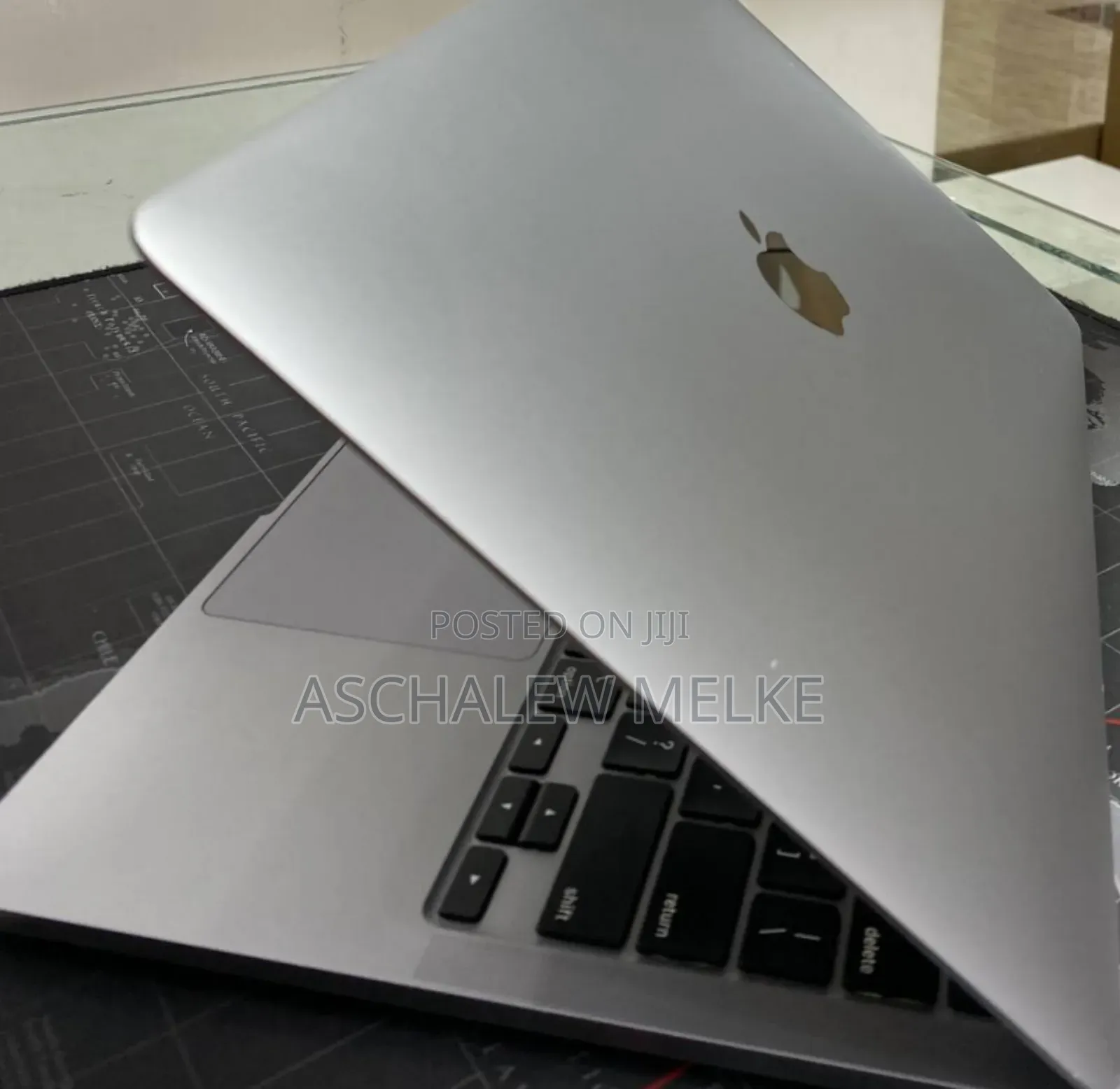 New Laptop Apple MacBook Pro M1 8GB Apple M1 SSD 256GB