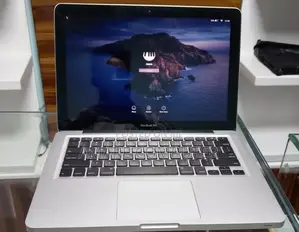 Photo - New Laptop Apple MacBook 2012 8GB Intel Core I5 HDD 500GB