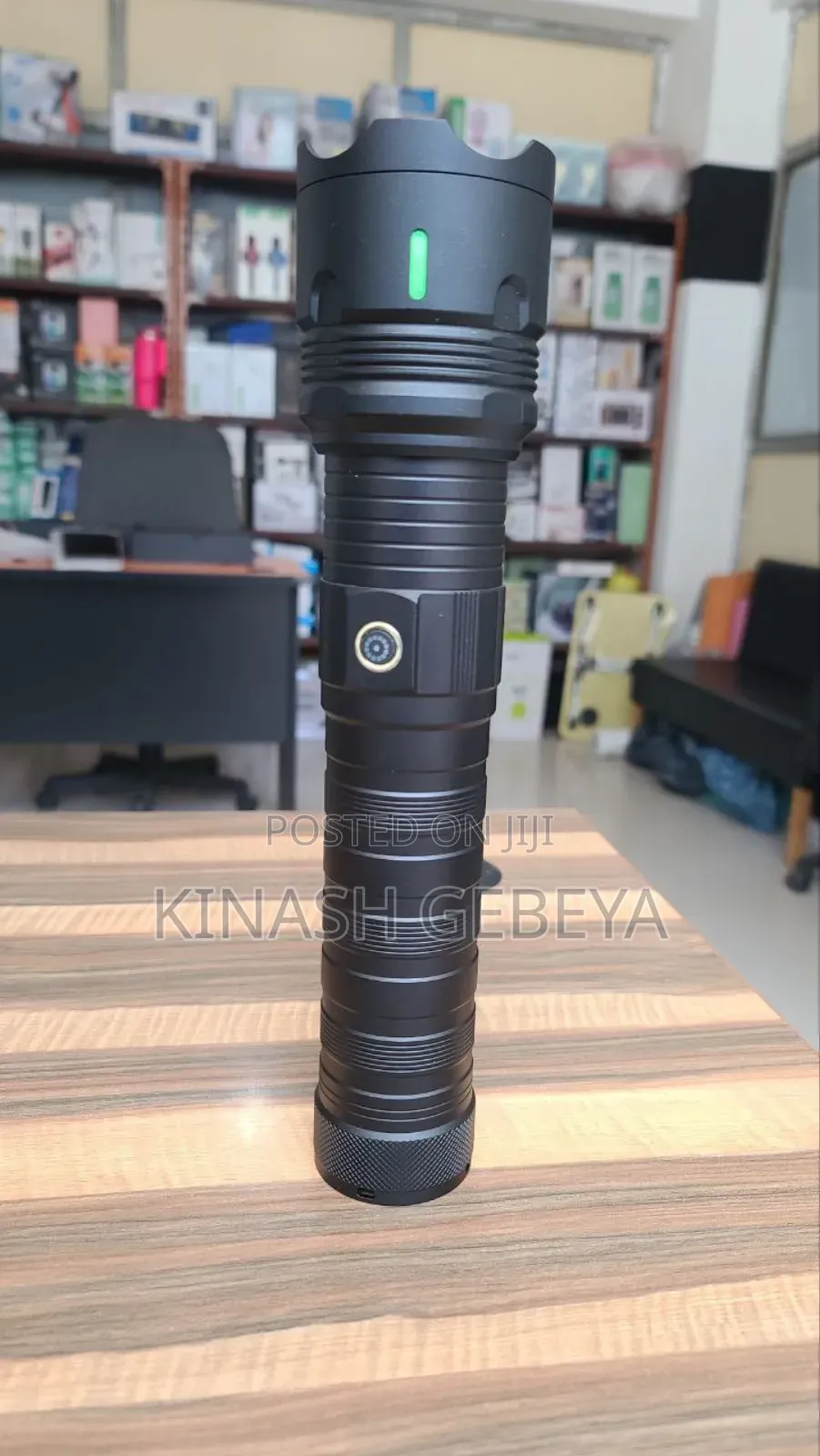 Akova High Power Flashlight(የእጅ ባትሪ)
