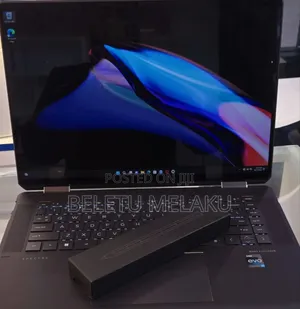 Photo - New Laptop HP Spectre 16GB Intel Core I7 SSD 1T