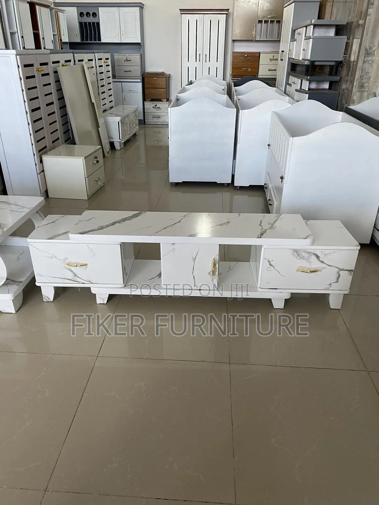 Tv Stand and Center Table