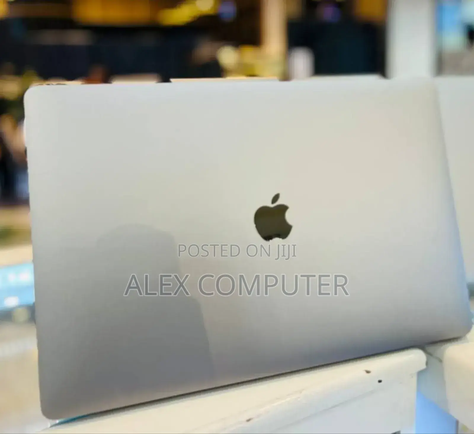New Laptop Apple MacBook Pro 2019 32GB Intel Core I9 SSD 512GB