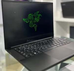 New Laptop Razer Blade 16GB AMD Ryzen 9 SSD 1T