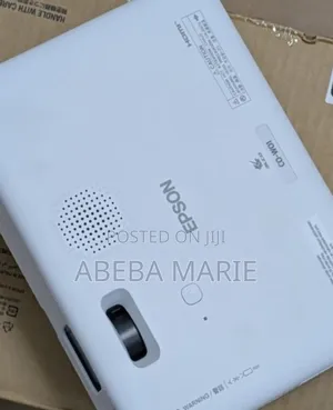 Brand New Epson Projector Co-W01 With Cartoon With Best