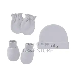 3 Set Newborn Baby Hat,Gloves, Socks Set