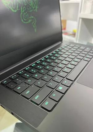 New Laptop Razer Blade 16GB AMD Ryzen 9 SSD 1T