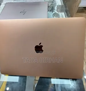 New Laptop Apple MacBook Air 2020 M1 8GB Intel Core I7 SSD 256GB