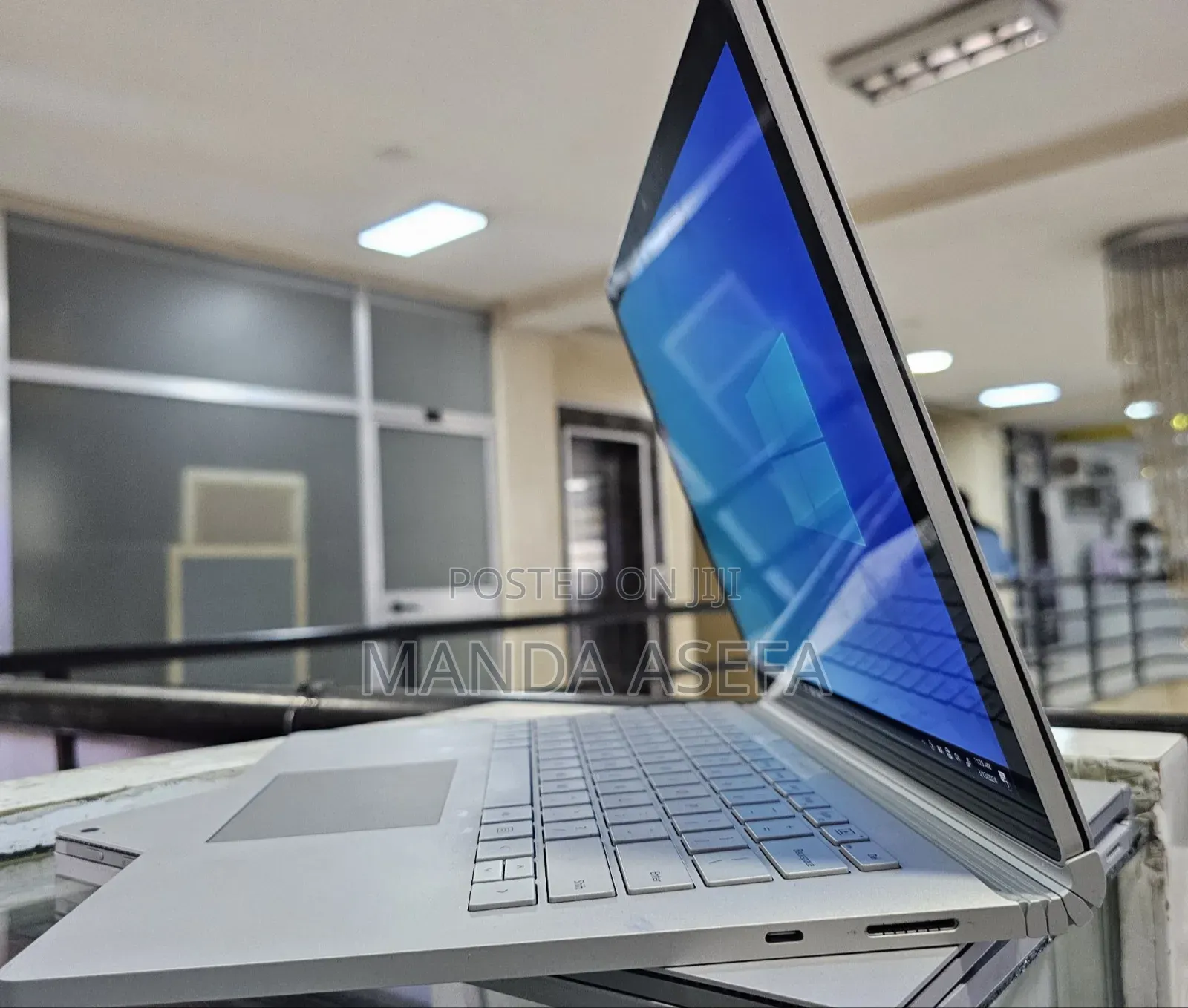 New Laptop Microsoft Surface Book 3 16GB Intel Core I7 SSD 256GB