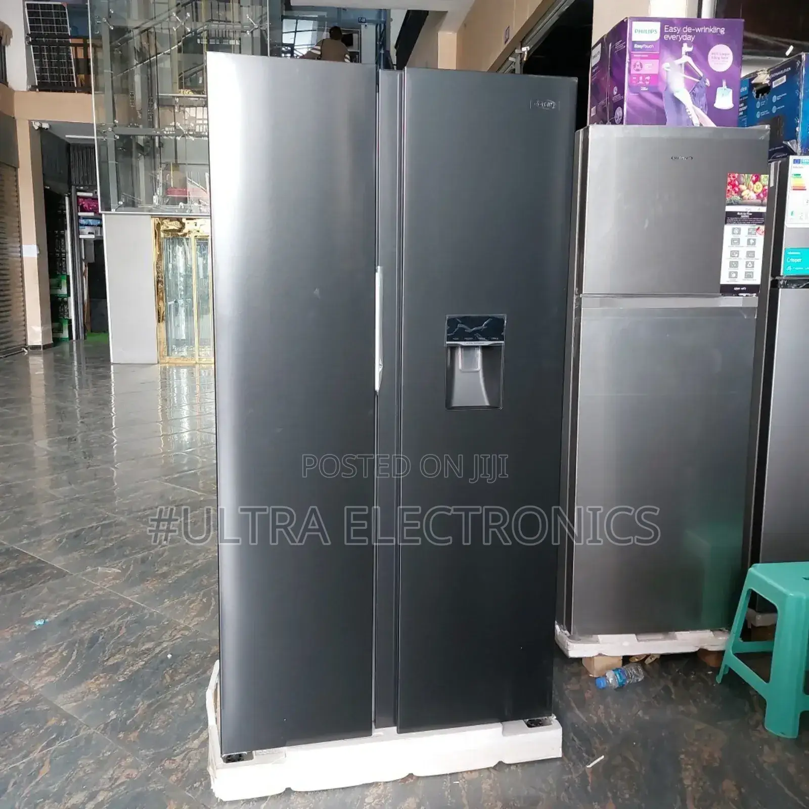 Orbit Refrigerator 640l