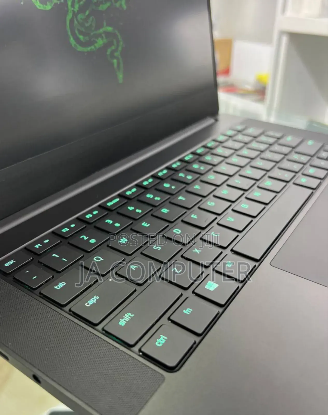 New Laptop Razer Blade 16GB AMD Ryzen 9 SSD 1T
