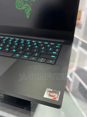 New Laptop Razer Blade 16GB AMD Ryzen 9 SSD 1T