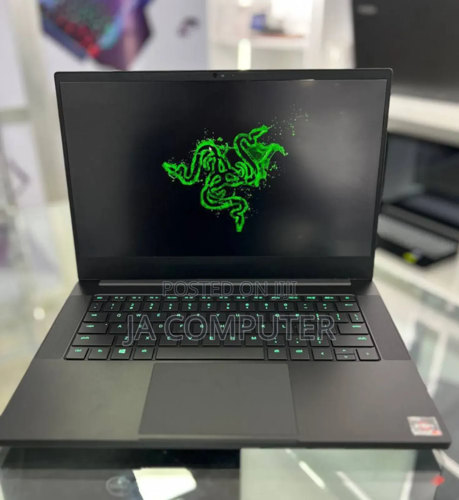 New Laptop Razer Blade 16GB AMD Ryzen 9 SSD 1T
