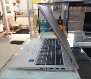 New Laptop HP 16GB Intel Core I5 SSD 512GB