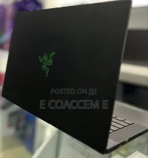 New Laptop Razer Blade 16GB AMD Ryzen 9 SSD 1T