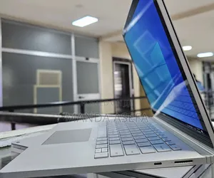 New Laptop Microsoft Surface Book 3 16GB Intel Core I7 SSD 256GB