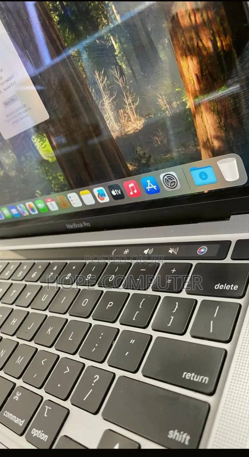 New Laptop Apple MacBook Pro 2020 M1 8GB Apple M1 SSD 256GB