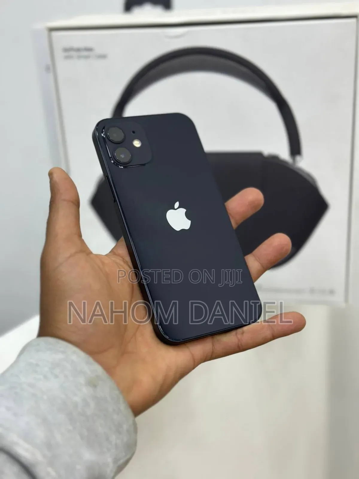 Apple iPhone 12 64 GB