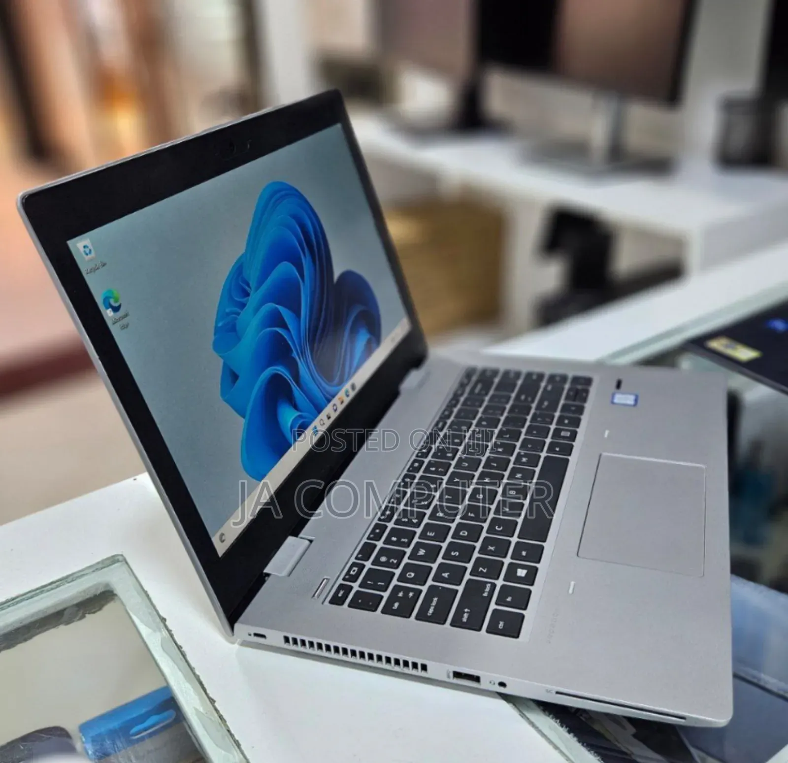 New Laptop HP ProBook 440 G5 16GB Intel Core I7 SSD 512GB