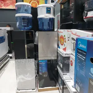 Media Water Dispeanser