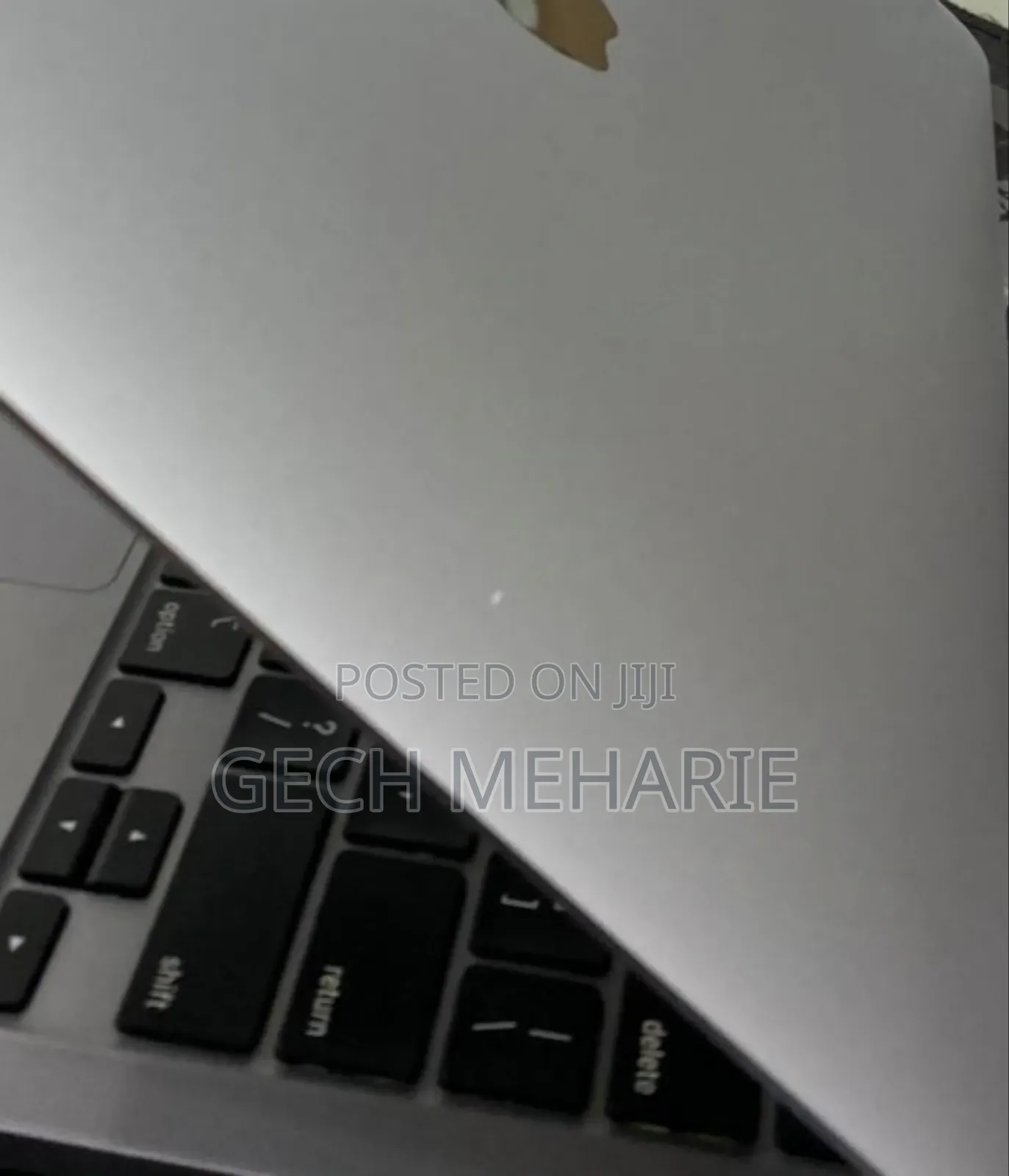 New Laptop Apple MacBook Pro 2020 M1 8GB Apple M1 Pro SSD 256GB