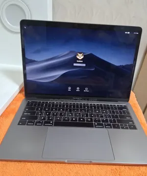 New Laptop Apple MacBook Pro 2017 16GB Intel Core I5 SSD 256GB