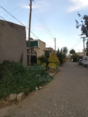 6bdrm House in ጎሮ አዋሽ ባንክ ጀርባ የሚሸጥ, Bole for sale