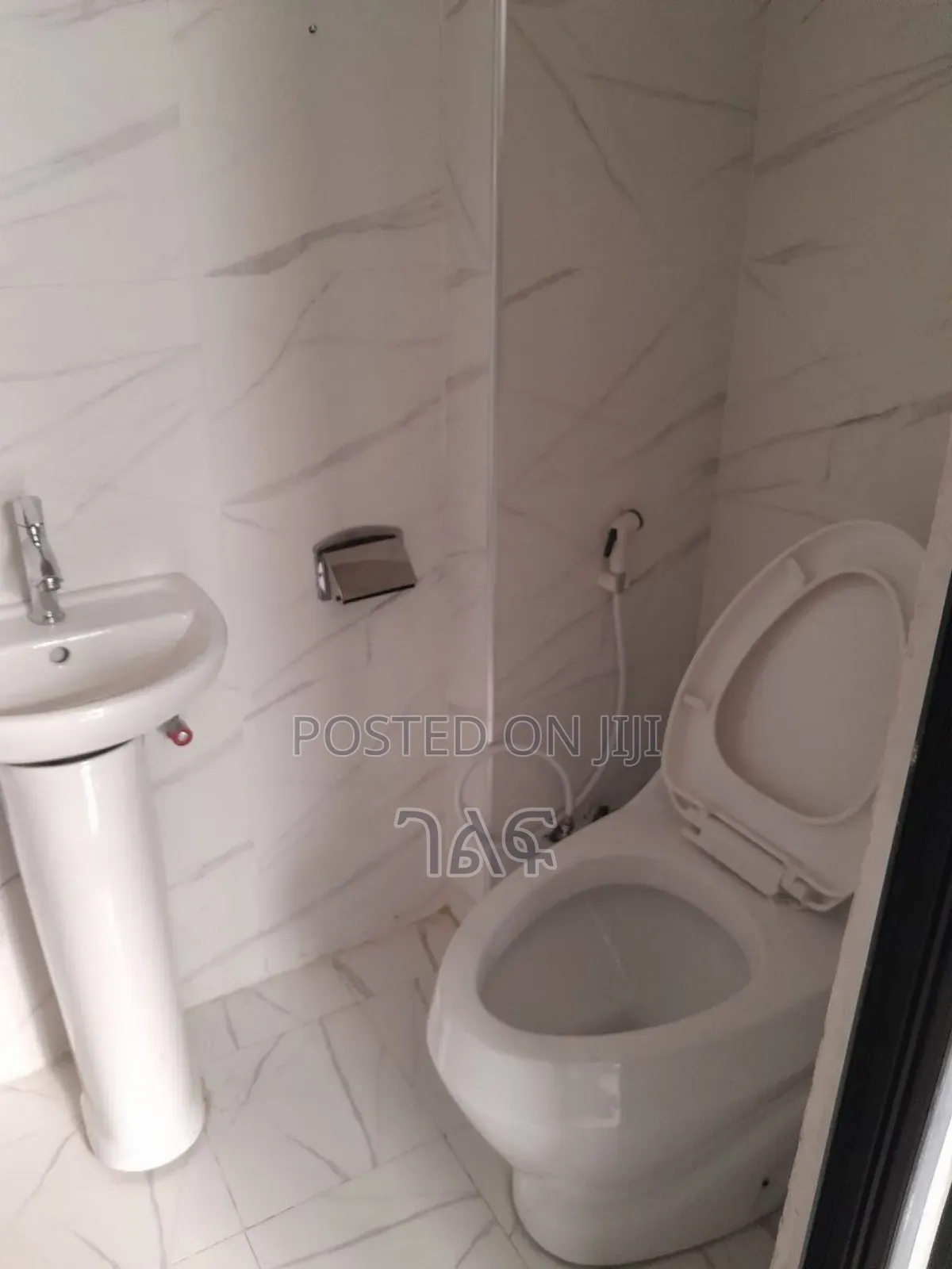 3bdrm Apartment in ኖህ ሪልስቴት ፊጋ ሳይት 1 ኛ, Bole for sale