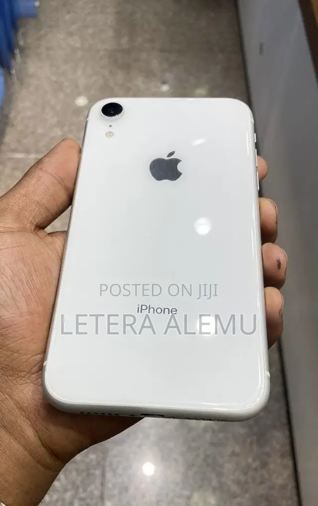 New Apple iPhone XR 64 GB White