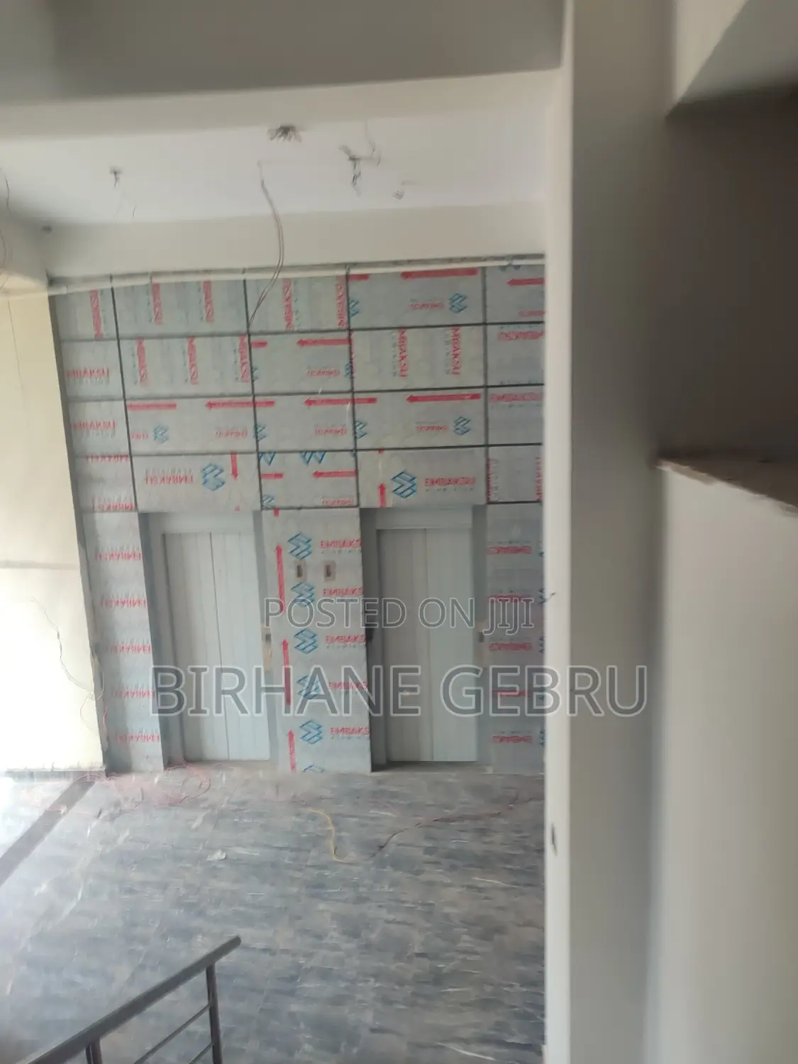 Luxury Apartiment Rent for Office