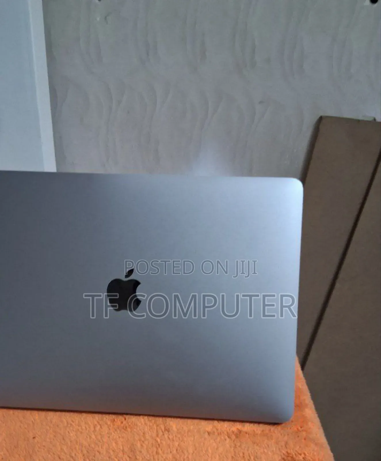 New Laptop Apple MacBook Pro 2017 16GB Intel Core I5 SSD 256GB