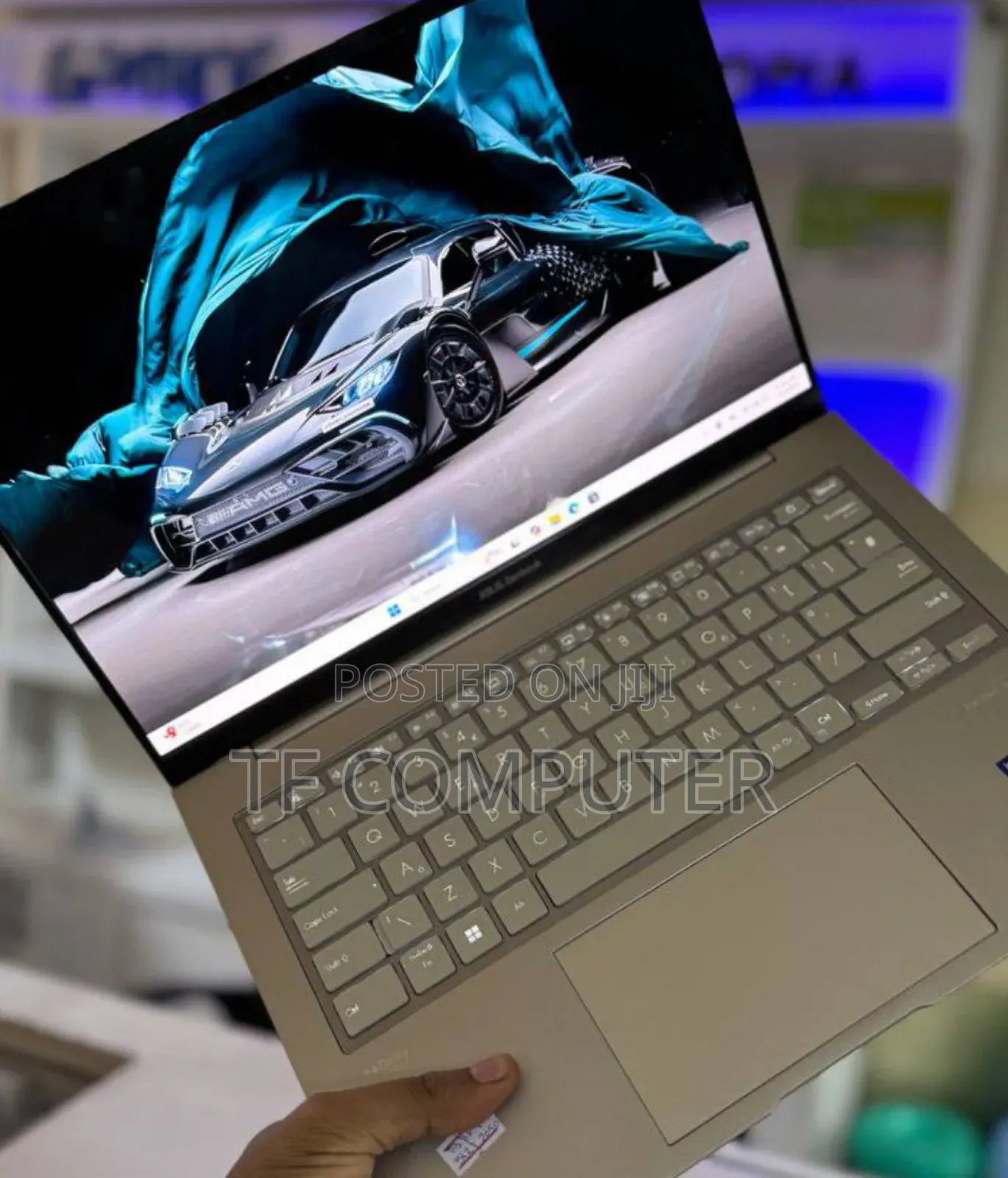 New Laptop Asus ZenBook UX330UA 32GB Intel Core I9 SSD 512GB