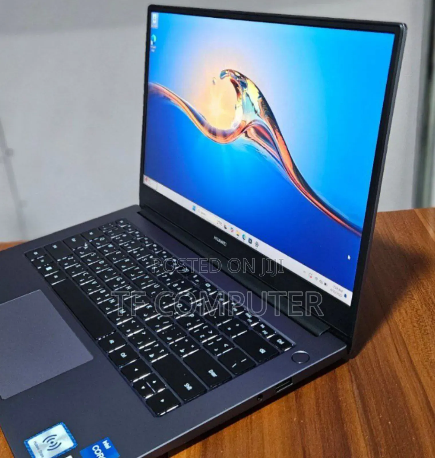 New Laptop Huawei MateBook 13 WRT-W19E 8GB Intel Core I5 SSD 512GB