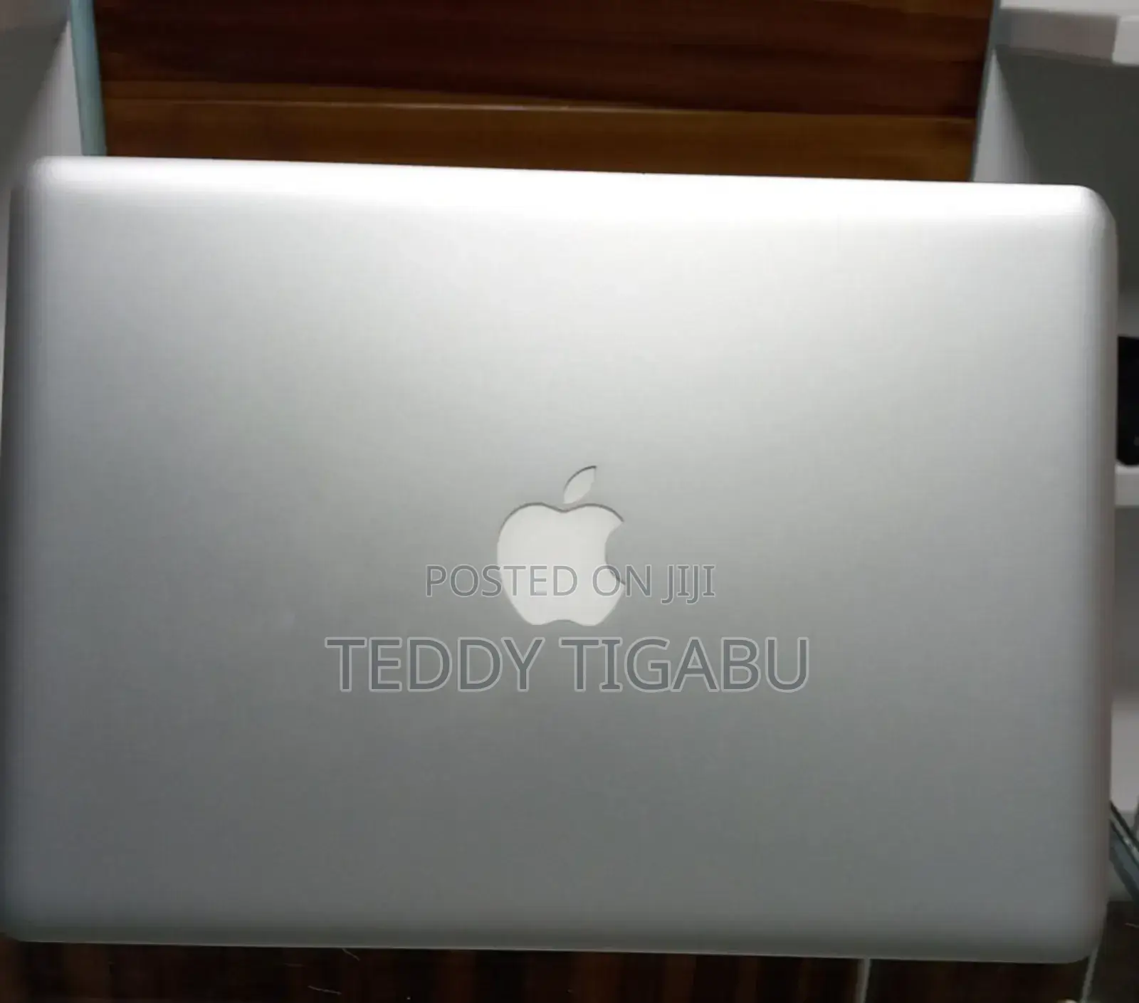 New Laptop Apple MacBook Pro 2012 8GB Intel Core I5 HDD 500GB