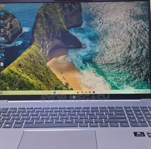 New Laptop HP Envy 15 16GB Intel Core I7 SSD 1T